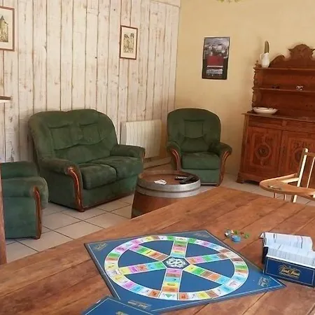 多麦恩佩卡尼度假屋 Paleyrac