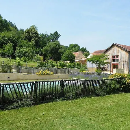 Le Domaine De Pecany Holiday home