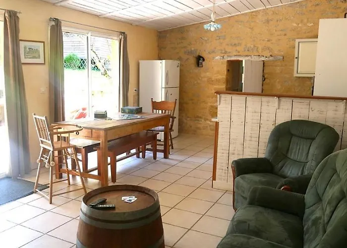 Le Domaine De Pecany